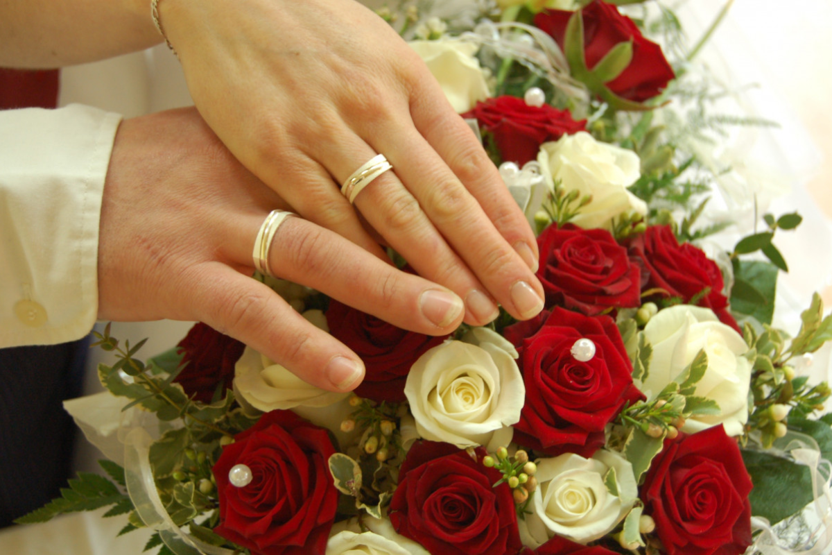 Panduan Membeli Cincin Nikah