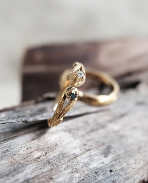 pilih pengerajin atau brand yang terpercaya seperti rockologist