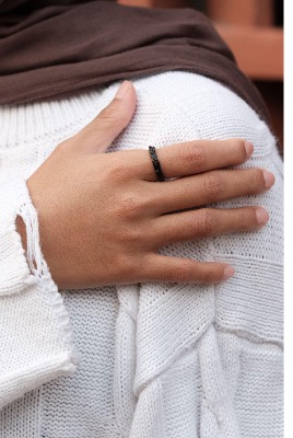 Letak Cincin Tunangan di Jari lainya