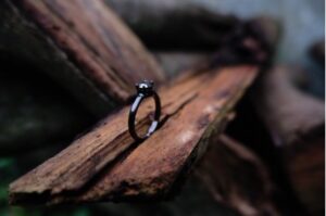 Black diamond solitaire